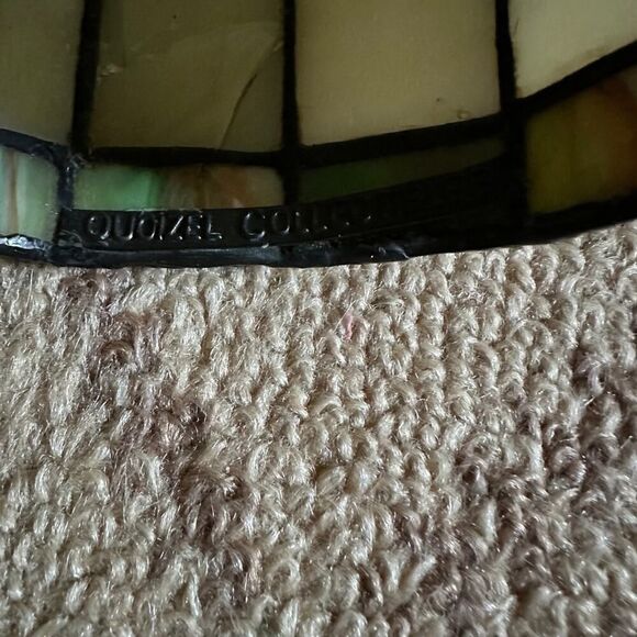 Vintage Quoizel Collectibles scrolling vines w cream glass shades set of 2 - Picture 11 of 16